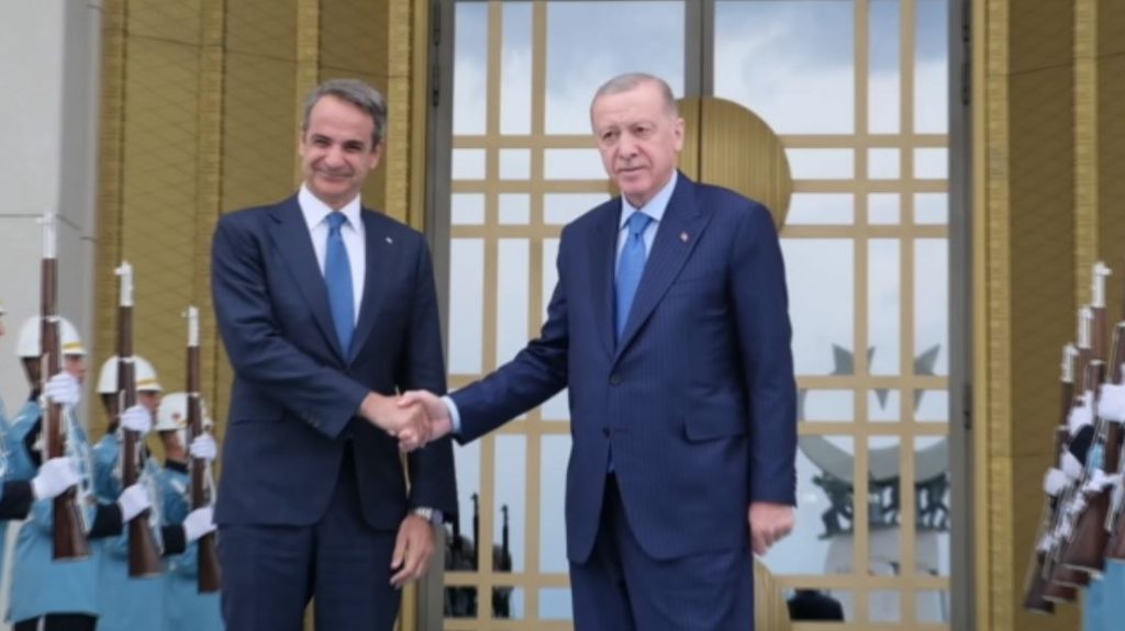 Συνάντηση Μητσοτάκη – Ερντογάν: Θερμό κλίμα και αιχμές… εκατέρωθεν για Θράκη, Μονή της Χώρας και Χαμάς