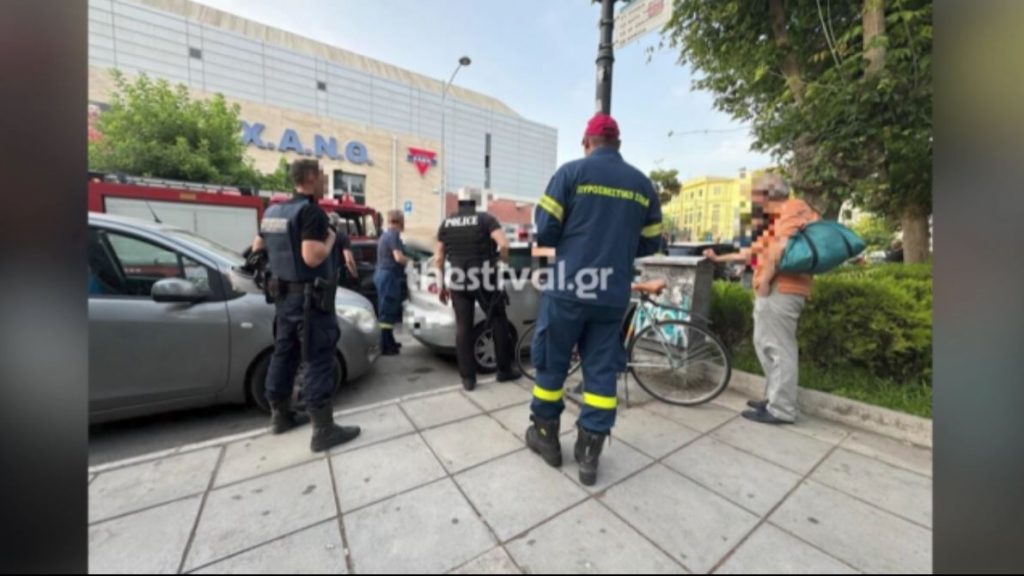 Θεσσαλονίκη: Αγοράκι 2,5 ετών έμεινε κλειδωμένο σε αμάξι για μισή ώρα
