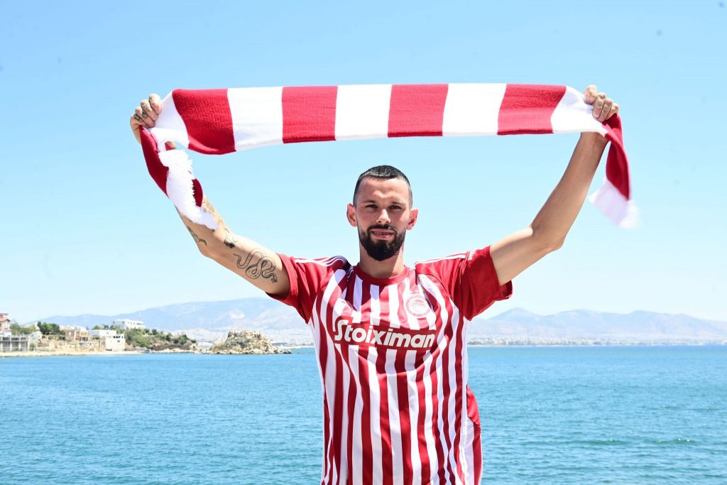 Ο Κρίστοφερ Βέλντε είναι ο νέος παίκτης του Ολυμπιακού