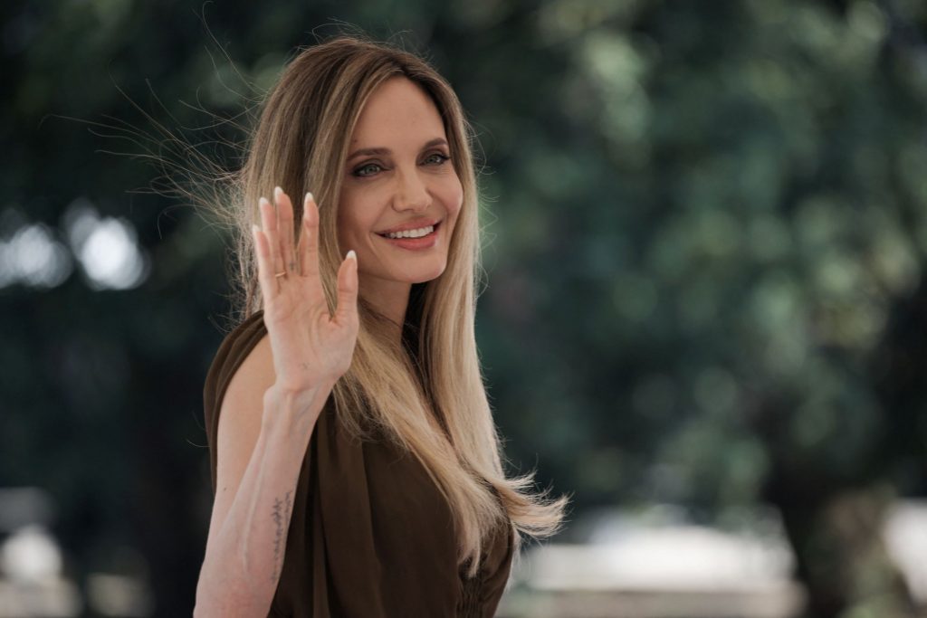 Αντζελίνα Τζολί: Αποθεώθηκε ως «Μαρία Κάλλας» στο Φεστιβάλ Βενετίας