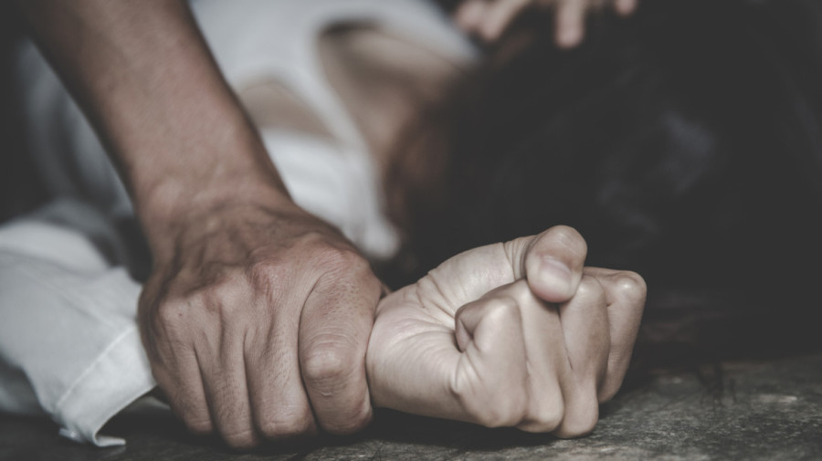 Πατέρας ομολόγησε ότι ασελγούσε στις ανήλικες κόρες του