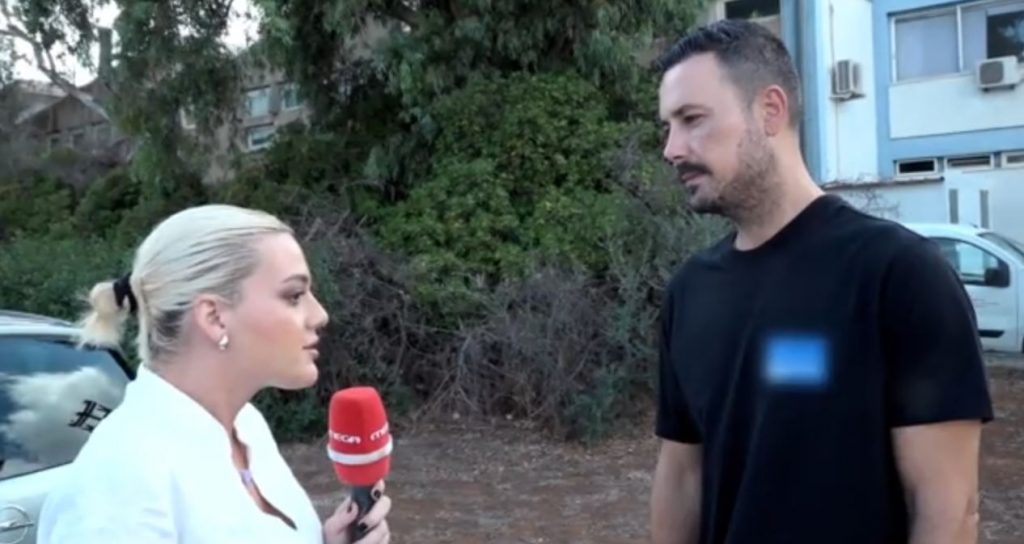 Πέτρος Κουσουλός: «Η σύντροφός μου έχει αναλάβει τις διαδικασίες βάπτισης της κόρης μας, είναι γυναικείες δουλειές αυτά»