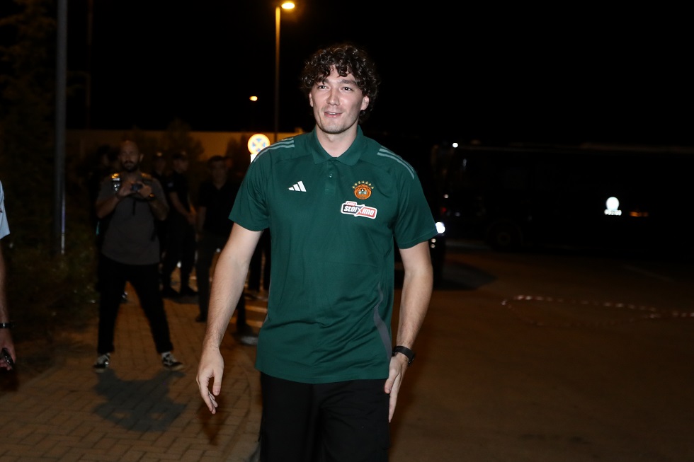 Παναθηναϊκός: Έφτασε και ενσωματώνεται στην ομάδα ο Οσμάν