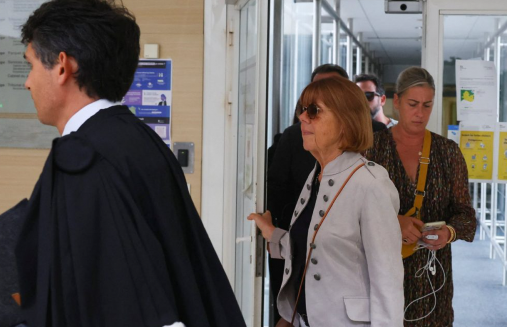 Γαλλία: Νέα στοιχεία για τη δίκη της Ζιζέλ Πελικό – Ο σύζυγός της ζητούσε γυμνές φωτογραφίες από τις εγγονές του για να τους πάρει δώρα