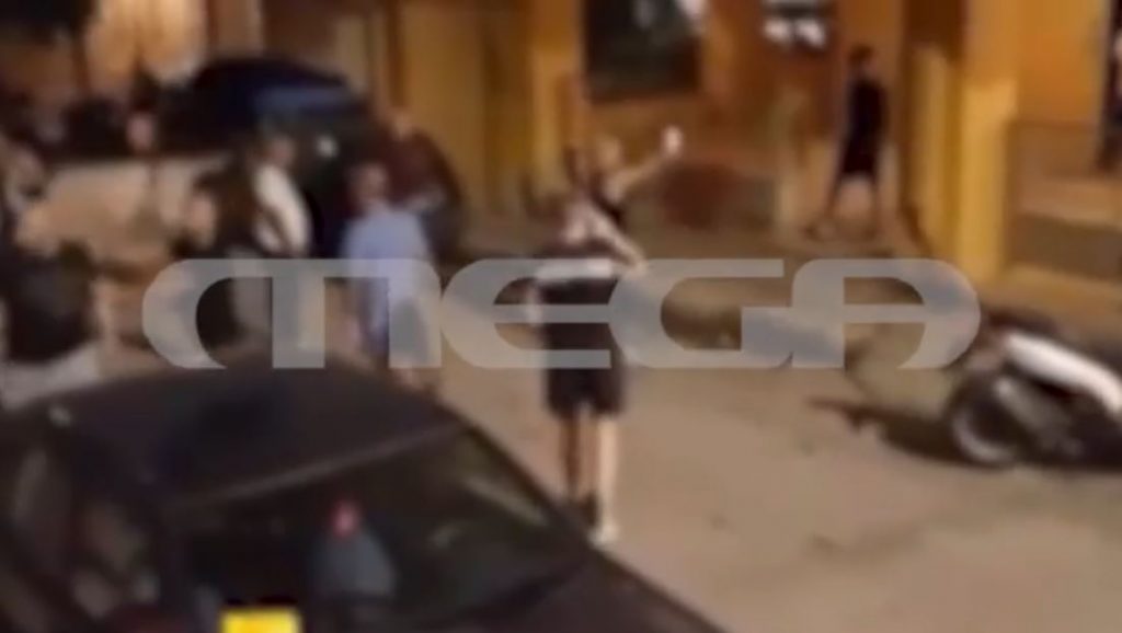 Σεπόλια: Μετανάστες «έπαιξαν» ξύλο σε δομή φιλοξενίας που στεγάζεται σε πολυκατοικία