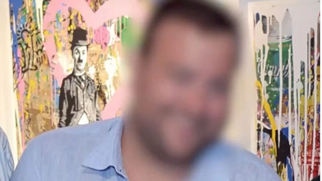 Γλυφάδα: Προφυλακίστηκε ο γιος του γνωστού γκαλερίστα που προκάλεσε θανατηφόρο τροχαίο