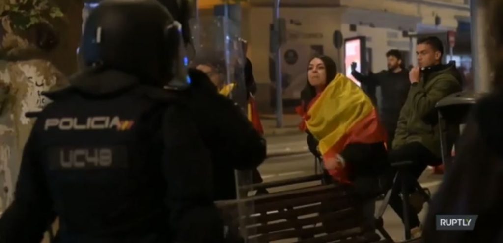 Ισπανία: Χιλιάδες διαδηλωτές στους δρόμους της Βαλένθια
