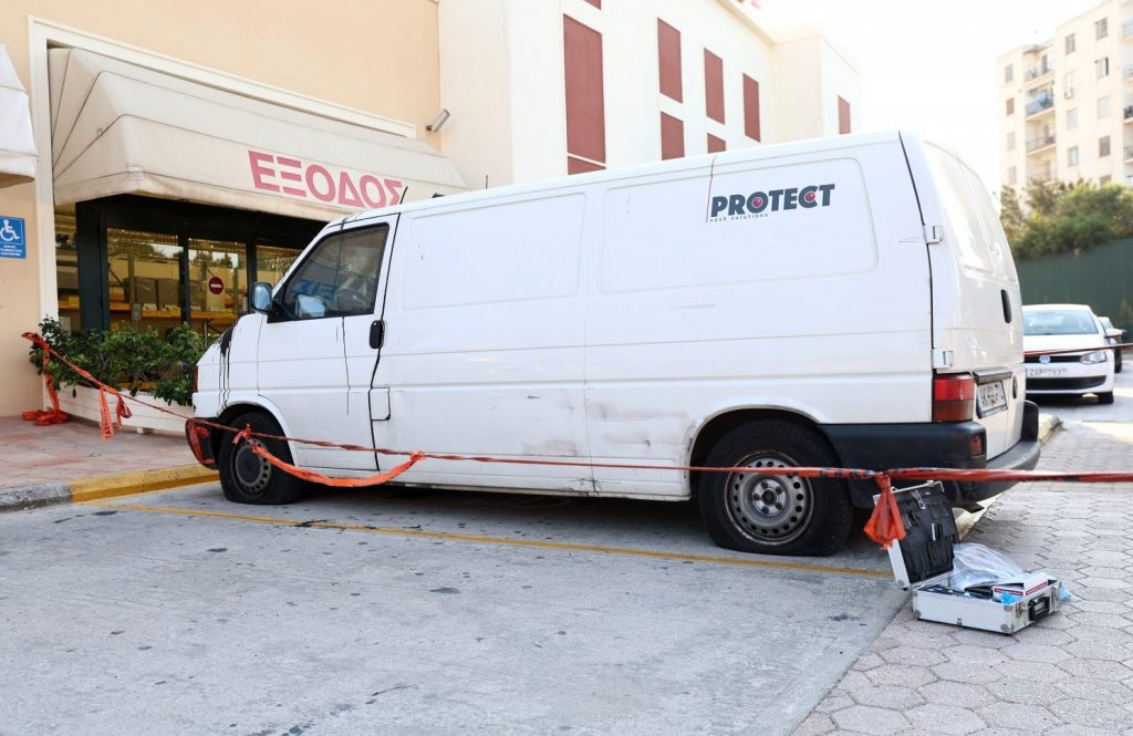 Λαύριο: Συνελήφθησαν 6 άτομα για την ληστεία – μαμούθ σε χρηματαποστολή