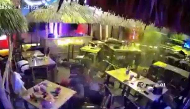 Μεξικό: Μακελειό με 10 νεκρούς έξω από μπαρ μετά από επίθεση ενόπλων