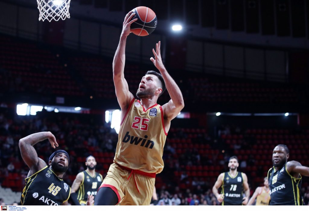 Ολυμπιακός – Μαρούσι 106-94: Χριστουγεννιάτικη μπασκετική παράσταση στο ΣΕΦ