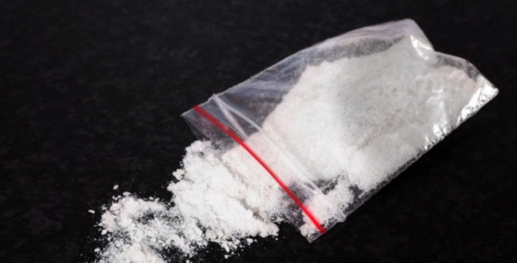 Ναύπακτος: Χειροπέδες σε μαθητές λυκείου για διακίνηση κοκαΐνης έξω από σχολείο