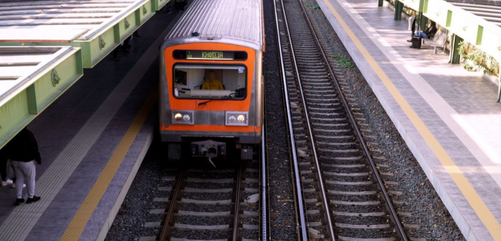 ΗΣΑΠ: Άνοιξαν εν κινήσει όλες οι πόρτες του συρμού – Εισαγγελική παρέμβαση για το συμβάν