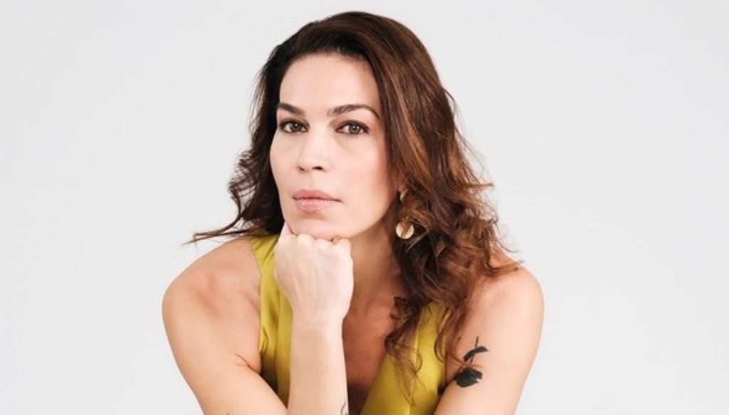 Ηλέκτρα Νικολούζου: «Σέβομαι τον Άρη Σερβετάλη αλλά η άποψη του για τις αμβλώσεις είναι διατυπωμένη με ακραίο τρόπο»