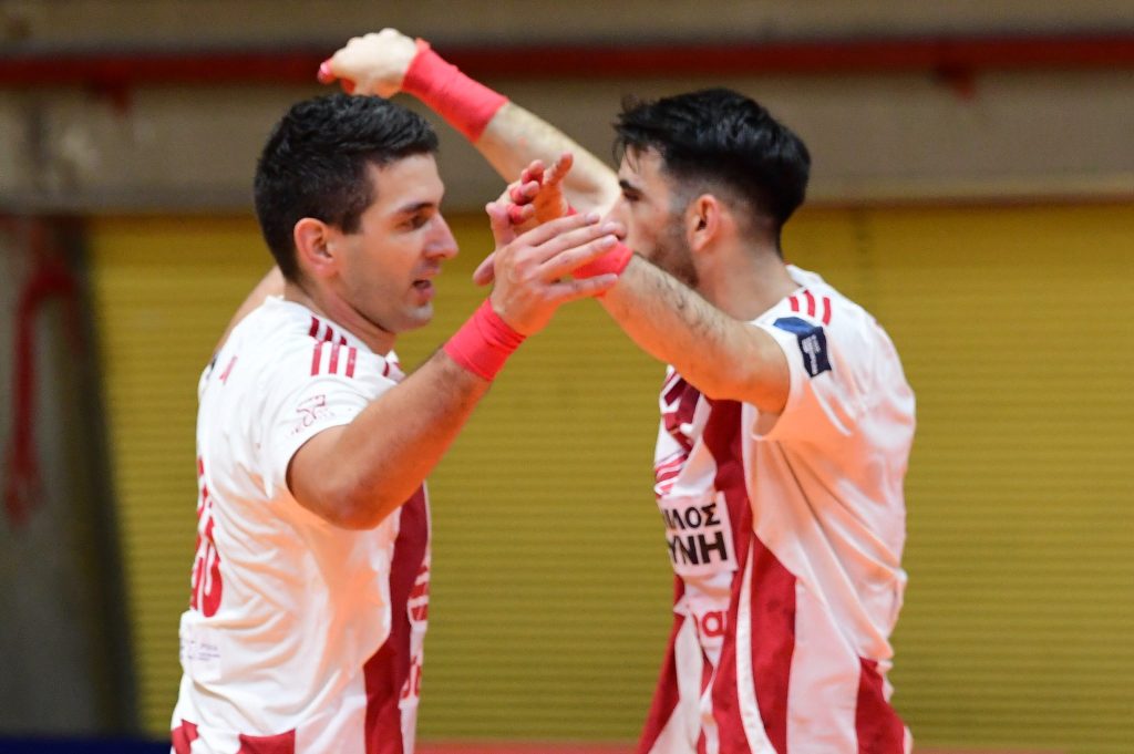EHF European Cup: Με Ολυμπιακό και ΑΕΚ στους «8»