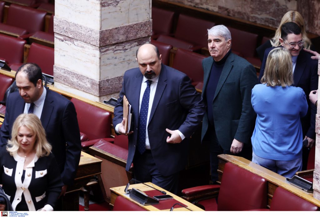 Παρέμβαση Κακλαμάνη στην Προανακριτική ζήτησε η αντιπολίτευση – Η απάντηση του προέδρου της Βουλής