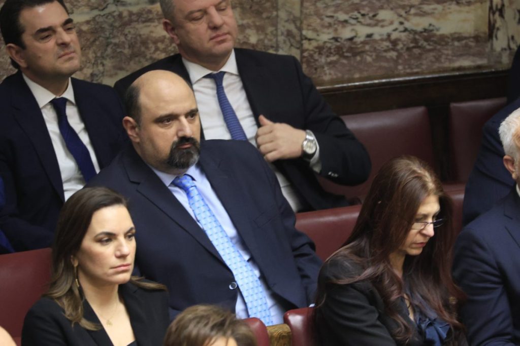 Προανακριτική: Σε εξέλιξη η κρίσιμη συνεδρίαση για το αίτημα Τριαντόπουλου