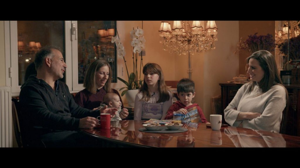 «MEGA Stories»: «Ιστορίες οικογένειας σε μια Ελλάδα που γερνάει» – Απόψε στις 00:10