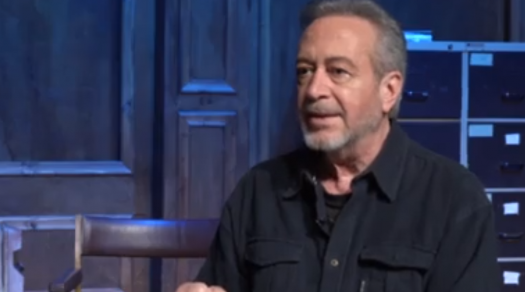 Γρηγόρης Βαλτινός: «Από τη στιγμή που μεγάλωσα μόνο με τη μαμά μου, είπα πως αυτό δεν θα το κάνω στα παιδιά μου»