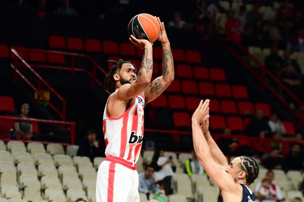 Ολυμπιακός – Πανιώνιος 106-67: Ένα ημίχρονο ήταν αρκετό για να συντρίψει τους «κυανέρυθρους»