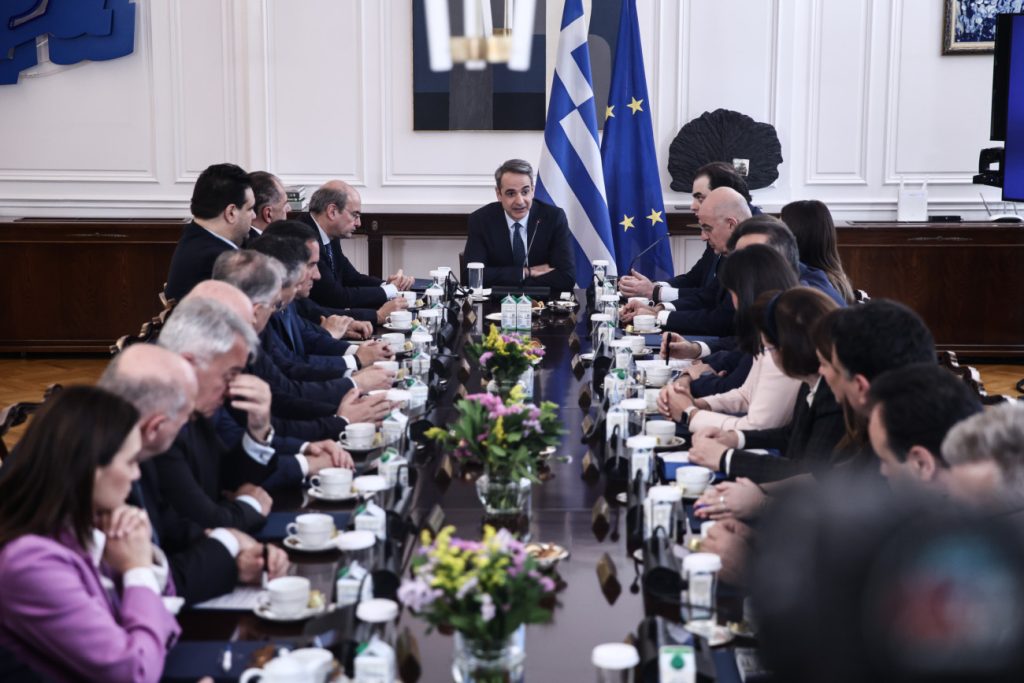 ΝΔ: Συνεχίζονται οι τριγμοί στο εσωτερικό της – Ερώτηση των «11» βουλευτών