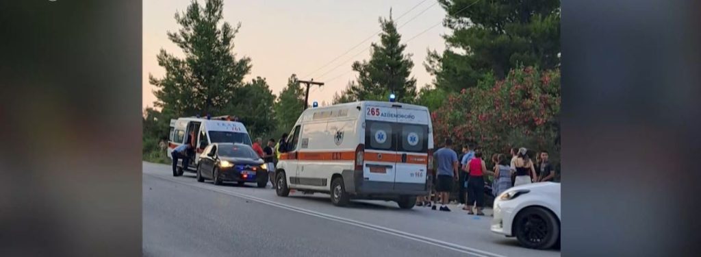 Χαλκιδική: Αυτοκίνητο έπεσε σε στάση ΚΤΕΛ στο Παλιούρι – Πέντε τραυματίες