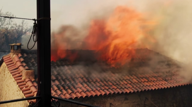 Το MEGA στα πύρινα μέτωπα – Ολονύχτια μάχη σε Κύθηρα, Χανιά, Μεσσηνία, Εύβοια