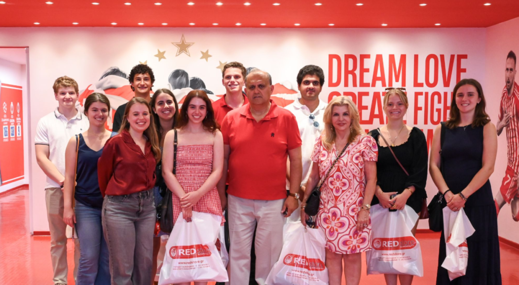 American Hellenic Institute: Φοιτητές από τις ΗΠΑ μαθαίνουν την Ελλάδα με τη στήριξη του Βαγγέλη Μαρινάκη