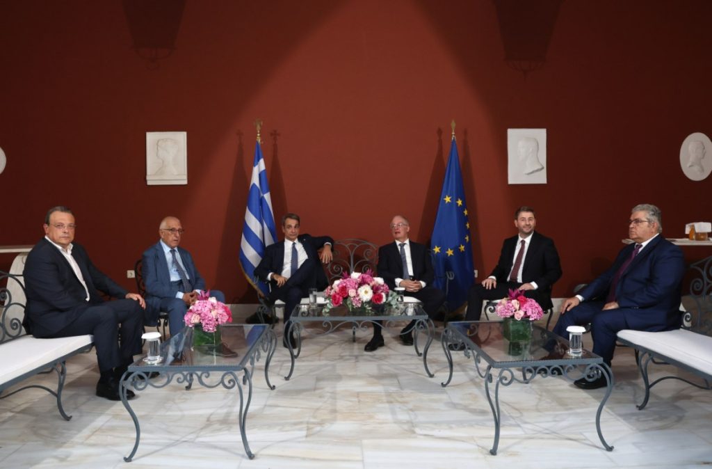 Στα άκρα η αντιπαράθεση κυβέρνησης – αντιπολίτευσης για το σκάνδαλο του ΟΠΕΚΕΠΕ