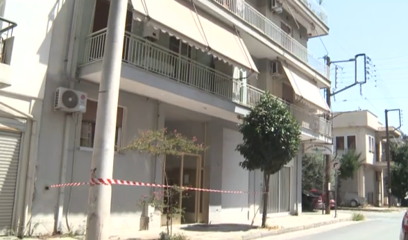 Βόλος: Ανθρωποκυνηγητό για τον 40χρονο που δολοφόνησε τη σύζυγό του μπροστά στα παιδιά τους – Το χρονικό της άγριας δολοφονίας