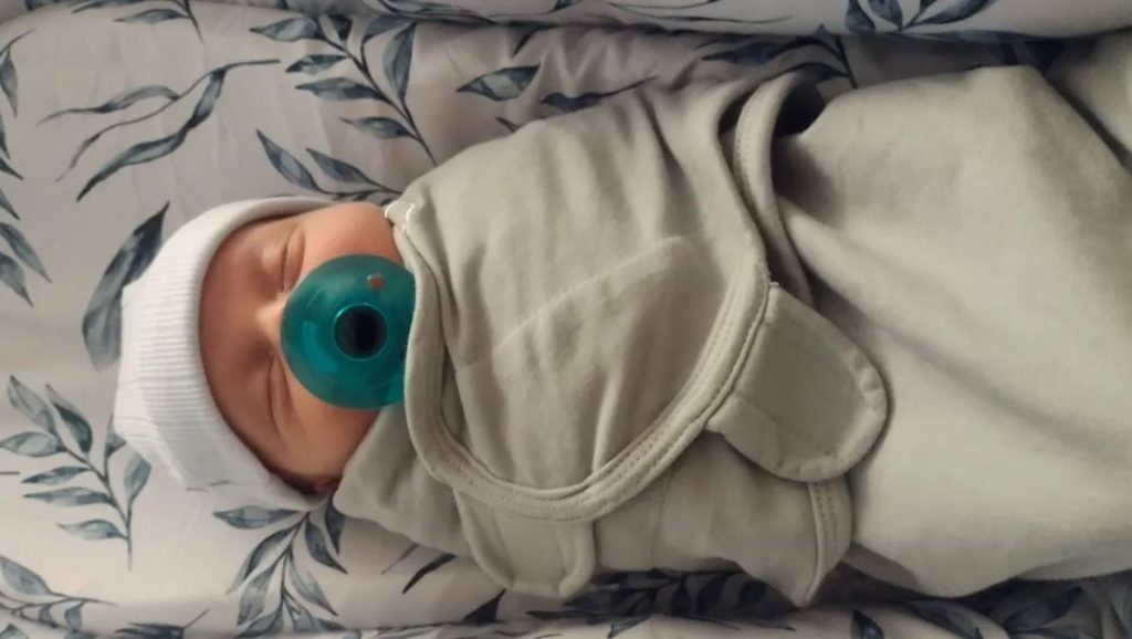 ΗΠΑ: Αυτό είναι το μωρό που γεννήθηκε από έμβρυο που είχε καταψυχθεί πριν 30 χρόνια