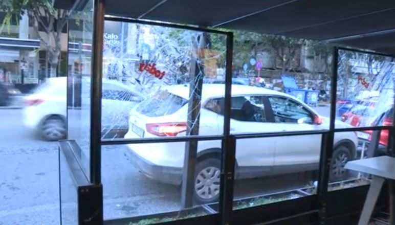 Θεσσαλονίκη: Μεθυσμένος τα έκανε «γυαλιά καρφιά» στα Λαδάδικα