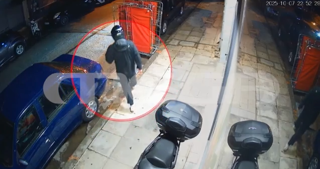 Μεσσηνία: Βίντεο ντοκουμέντο του 22χρονου φερόμενου εκτελεστή με το σκούτερ 2 μέρες μετά το φονικό