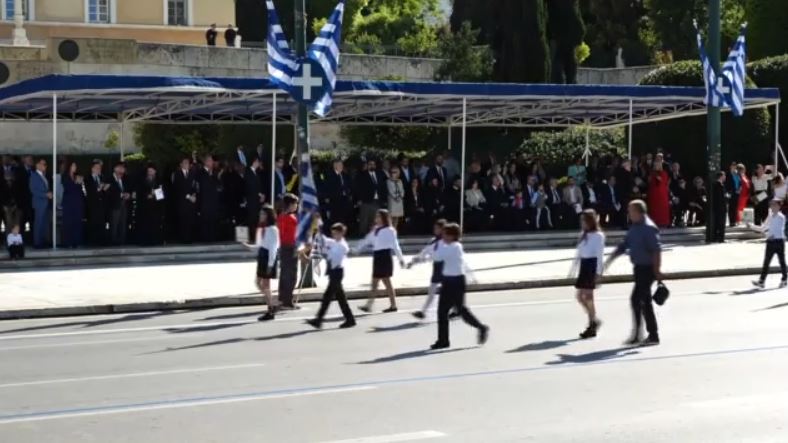Με λαμπρότητα και υπερηφάνεια οι παρελάσεις για την 28η Οκτωβρίου