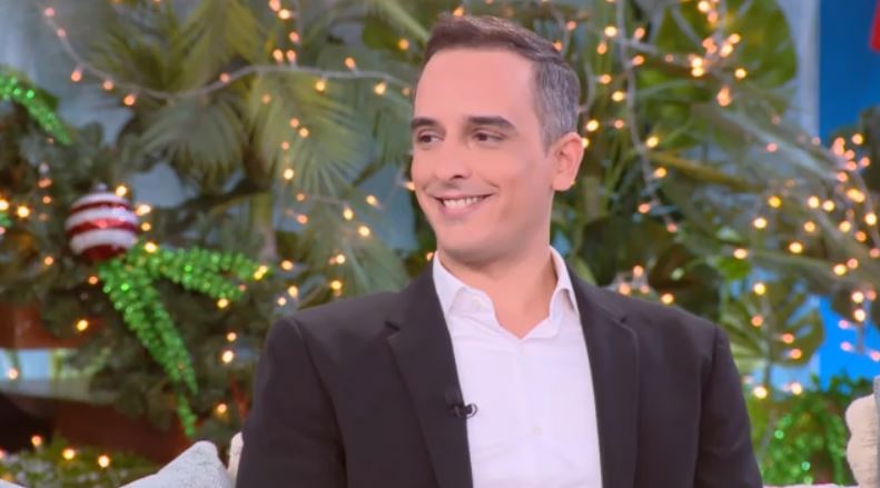 Νικήτας Κορωνάκης: «Σε MEGA και MEGA NEWS όλη η ομάδα απαρτίζεται από καλά παιδιά – Με γεμίζει αυτό που κάνω»