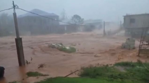 Τζαμάικα: Καταστροφές & νεκρούς άφησε πίσω της η «Μελίσσα»