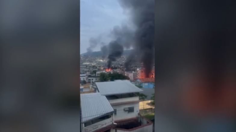 Βραζιλία: «Πόλεμος» στις φαβέλες – Αστυνομική επιχείρηση εναντίον συμμοριών ναρκωτικών