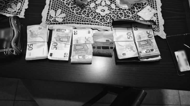 Προφυλακίστηκαν ο αρχηγός και υπαρχηγός της σπείρας με τις «μαϊμού» επενδύσεις στο καζίνο