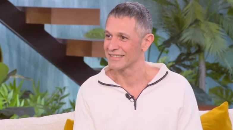 Αιμίλιος Χειλάκης: «Μέσα από το βιβλίο του ο Αλέξης Τσίπρας ζητεί συγγνώμη για τα λάθη του»