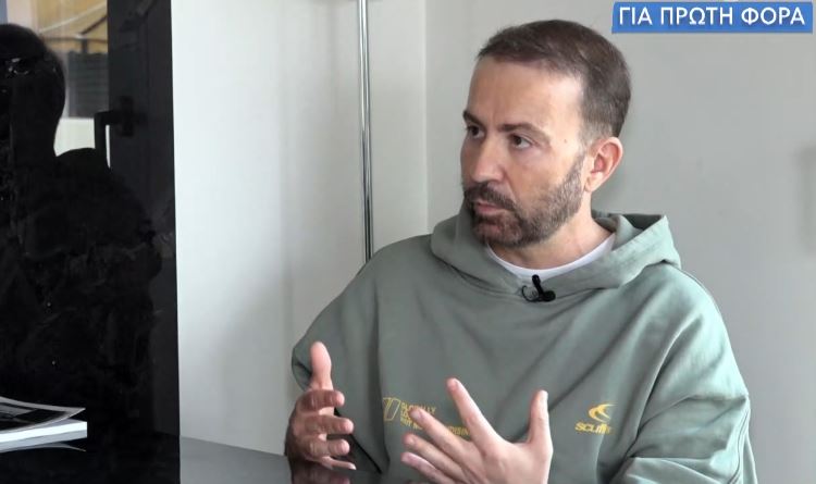 Χάρης Φαρσαράκης: Συγκλονίζει η περιγραφή του για το ατύχημα στο Κολωνάκι με το θηριώδες SUV που τον «πλάκωσε»