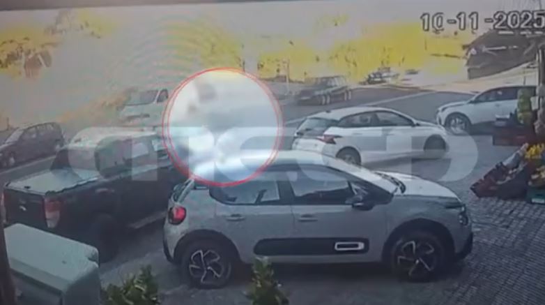 Ηράκλειο Κρήτης: Αυτοκίνητο χτυπά 60χρονη και την εκσφενδονίζει στον αέρα – Βίντεο σοκ
