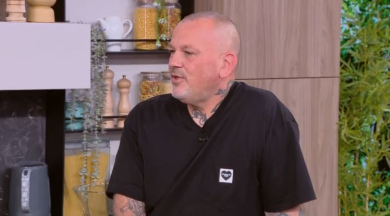 Δημήτρης Σκαρμούτσος: «Την περίοδο της εξάρτησής μου έπιασα πάτο & έχασα τα πάντα»