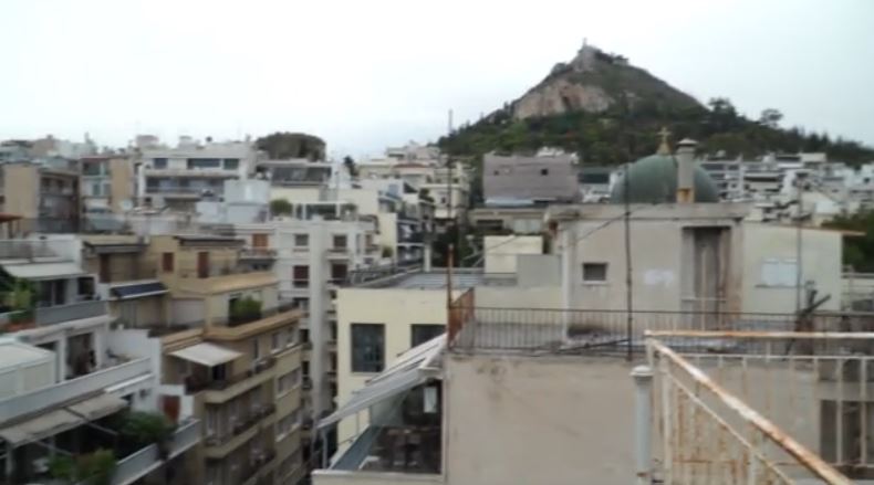 Κολωνάκι: «Έχουμε αναλάβει προς πώληση και άλλα ακίνητα της οικογένειας» – Τι αναφέρει η μεσίτρια στο «Τούνελ»