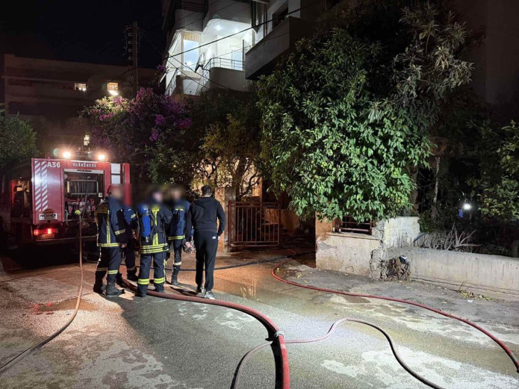 Κρήτη: «Καίγεται η μητέρα και ο αδερφός μου» – Οικογενειακή τραγωδία στο Ηράκλειο