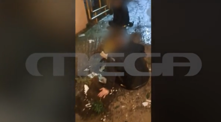 Θεσσαλονίκη: Διαρρήκτες έπεσαν στο «κενό» από μπαλκόνι έξι μέτρων και τραυματίστηκαν σοβαρά – Βίντεο ντοκουμέντο