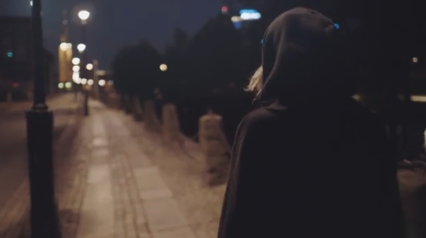 Άλιμος: Μαρτυρίες στο MEGA για τον «δράκο» που επιτίθεται σεξουαλικά σε γυναίκες