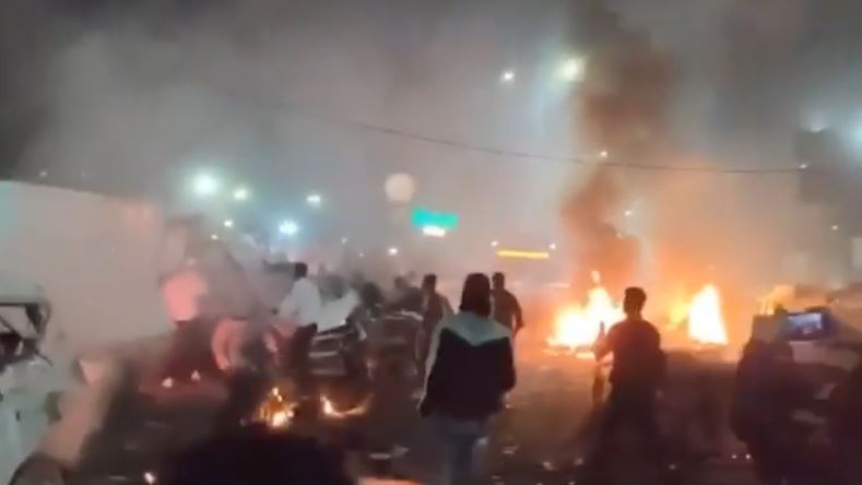 Μακελειό στην Ινδία: Τουλάχιστον 9 νεκροί από έκρηξη σε αυτοκίνητο