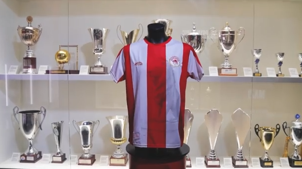 Ερασιτέχνης Ολυμπιακός: Το εντυπωσιακό βίντεο για την επετειακή φανέλα των 100 χρόνων