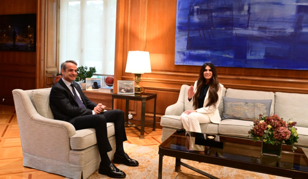 Μέγαρο Μαξίμου: Η συνάντηση της Κίμπερλι Γκίλφοϊλ με τον Κυριάκο Μητσοτάκη – Ενεργειακά και συνεργασίες στην ατζέντα της