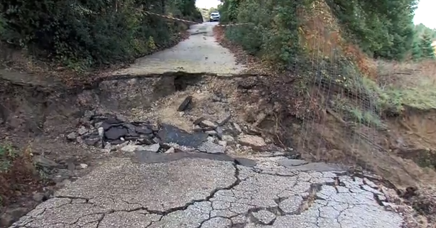 Σάρωσε η κακοκαιρία τη Δυτική Ελλάδα – Εικόνες σοκ από την καταστροφή που άφησε πίσω της