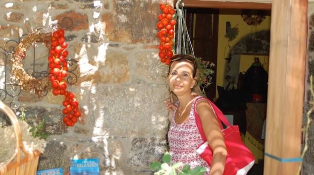 «Πέσαμε πάνω σε παγίδα» – Αποκαλυπτικές μητέρα & κόρη της 55χρονης ευεργέτιδας της εκκλησίας του ψευτοϊερέα